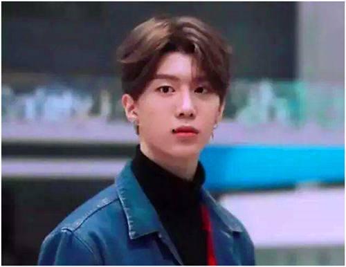 范丞丞闺蜜吃瓜视频大全,娱乐圈幕后真相曝光