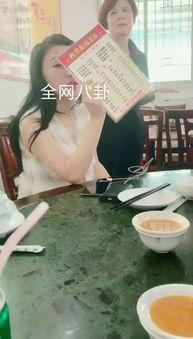 小胖吃瓜九宫格视频,揭秘娱乐圈幕后故事